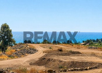 Vista dell\'acqua - Villa a Schiera Via San Francesco D'assisi
 
4, Riposto - foto 13