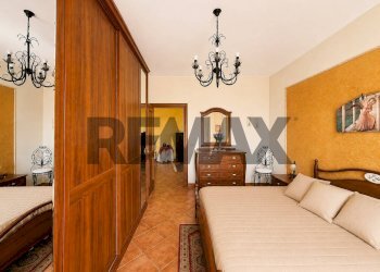 Camera / camera da letto - Villa a Schiera Via San Francesco D'assisi
 
4, Riposto - foto 22