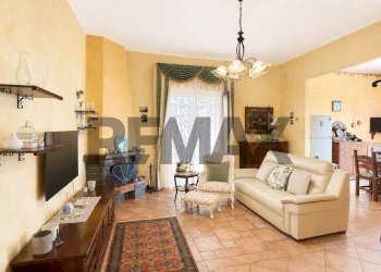 Soggiorno - Villa a Schiera Via San Francesco D'assisi
 
4, Riposto - foto 30