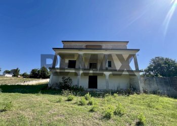 Casa all\'aperto - Villa Via Olivella
 
2, Alvignano - foto 13