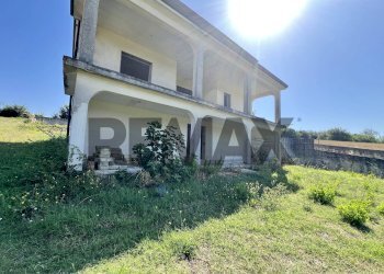 Casa all\'aperto - Villa Via Olivella
 
2, Alvignano - foto 20