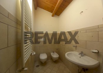 Bagno - Quadrilocale Via Vincenzo Orazio Crispo
 
27, Caserta - foto 31