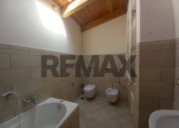 Bagno - Quadrilocale Via Vincenzo Orazio Crispo
 
27, Caserta - foto 33