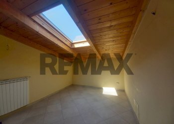 Stanza vuota - Quadrilocale Via Vincenzo Orazio Crispo
 
27, Caserta - foto 43