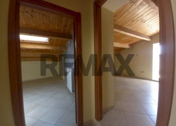 Hall / corridoio - Quadrilocale Via Vincenzo Orazio Crispo
 
27, Caserta - foto 44