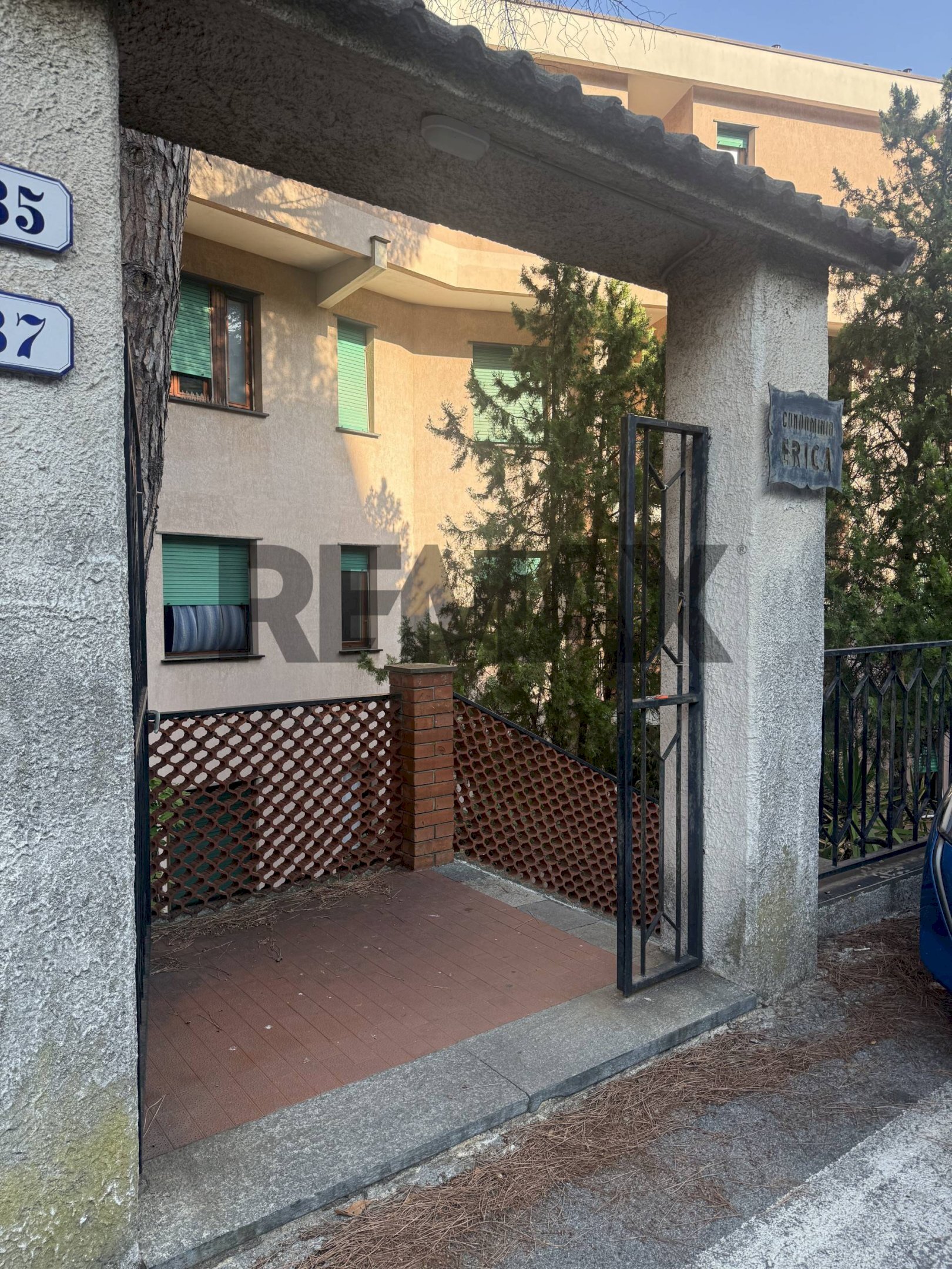 Edificio all\'aperto - Quadrilocale Via Rusca
37, Savona - foto 2
