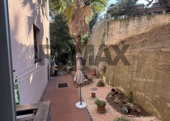 Terrazza - Quadrilocale Via Rusca
 
37, Savona - foto 17