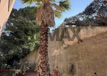 Giardino - Quadrilocale Via Rusca
 
37, Savona - foto 21