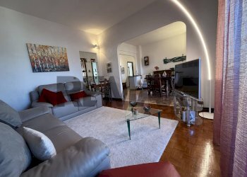 Sala da pranzo - Quadrilocale Via Rusca
 
37, Savona - foto 36