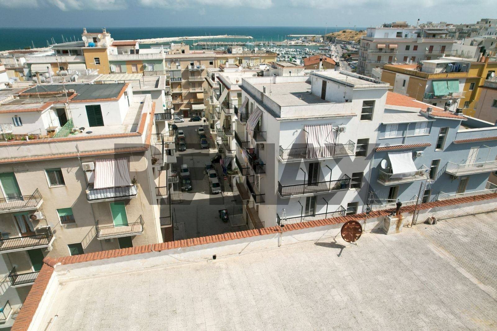 Edificio all\'aperto - Quadrilocale Via Papa Giovanni XXIII
 
69, Vieste - foto 2