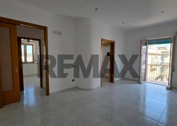 Stanza vuota - Quadrilocale Via Papa Giovanni XXIII
 
69, Vieste - foto 1