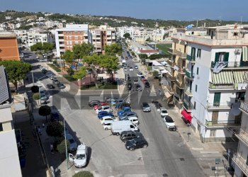 Edificio all\'aperto - Quadrilocale Via Papa Giovanni XXIII
 
69, Vieste - foto 32