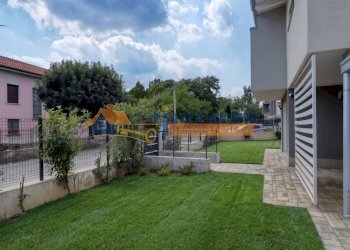 Foto 4 - Villa via dei pioppi
 
22, Solbiate Arno - foto 4
