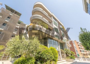 Edificio all\'aperto - Bilocale Piazza Generale Carlo Alberto dalla Chiesa
 
41, Fiumicino - foto 34