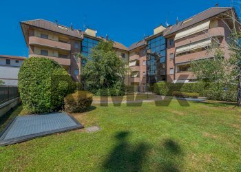 Edificio all\'aperto - Trilocale via Firenze
 
7/4, Busto Arsizio - foto 1