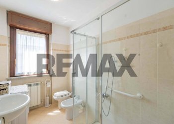 Bagno - Trilocale via Firenze
 
7/4, Busto Arsizio - foto 13