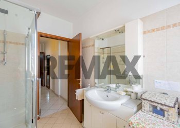Bagno - Trilocale via Firenze
 
7/4, Busto Arsizio - foto 15