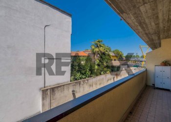 Balcone - Trilocale via Firenze
 
7/4, Busto Arsizio - foto 21