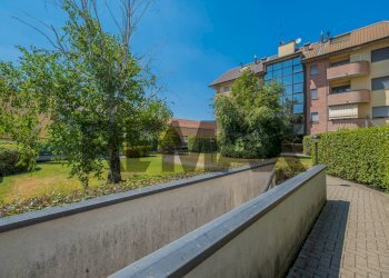 Balcone - Trilocale via Firenze
 
7/4, Busto Arsizio - foto 27