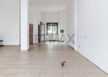 Stanza vuota - Negozio Via Quintino Sella
125, Busto Arsizio - foto 2