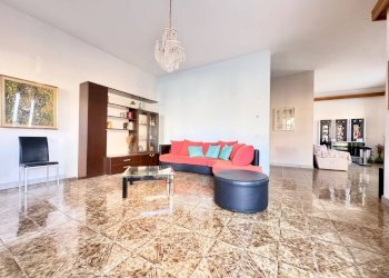 Foto 6 - Villa a Schiera Via Antonio Gramsci
 
1, San Pietro in Lama - foto 6