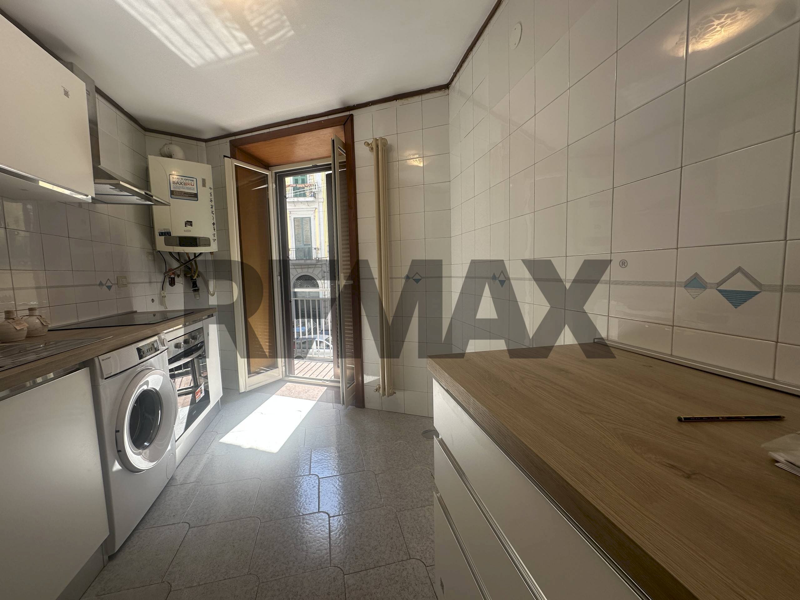 Cucina - Quadrilocale Piazza gesu e maria
24, Napoli - foto 3
