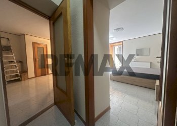 Hall / corridoio - Quadrilocale Piazza gesu e maria
24, Napoli - foto 11