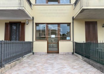 Foto 2 - Bilocale via Don Pietro Ressini
 
13, Orzinuovi - foto 2