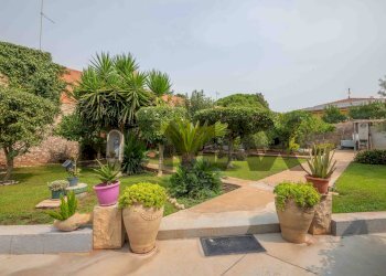 Giardino - Villa Via Fortugneddo
 
3, Ragusa - foto 14