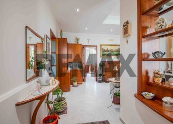 Hall / corridoio - Villa Via Fortugneddo
 
3, Ragusa - foto 20