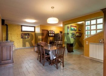 Sala da pranzo - Villa via Michelangelo
 
2, Ripalimosani - foto 1