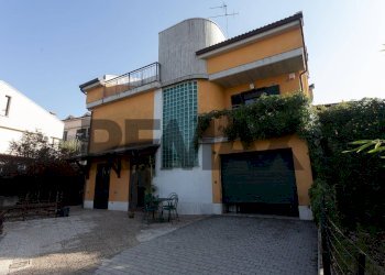 Casa all\'aperto - Villa via Michelangelo
 
2, Ripalimosani - foto 48