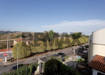Edificio all\'aperto - Villa via Michelangelo
 
2, Ripalimosani - foto 54