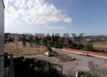 Edificio all\'aperto - Villa via Michelangelo
 
2, Ripalimosani - foto 55