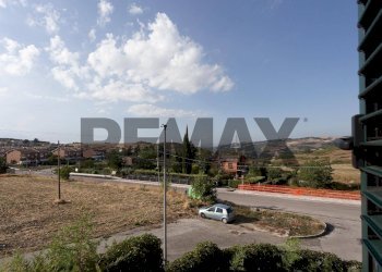 Edificio all\'aperto - Villa via Michelangelo
 
2, Ripalimosani - foto 57