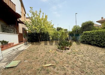 Giardino - Terraced Villa Via Collina
 
37, Città Sant'Angelo - photo 7