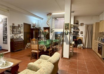 Sala da pranzo - Terraced Villa Via Collina
 
37, Città Sant'Angelo - photo 19