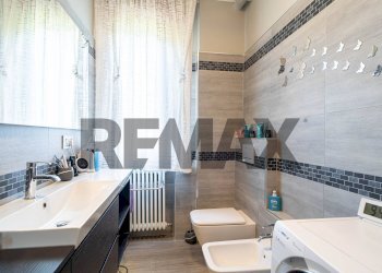 Bagno - Two-room apartment EUGENIO BANZOLA
 
16, Langhirano - photo 9