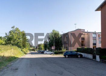 Edificio all\'aperto - Two-room apartment EUGENIO BANZOLA
 
16, Langhirano - photo 17