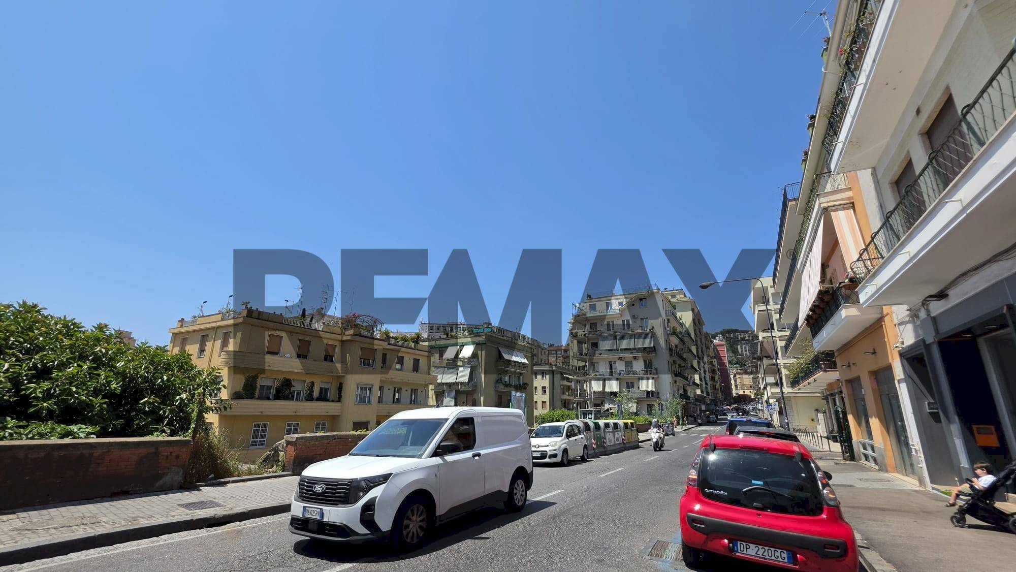 Edificio all\'aperto - Cantina / Solaio Via Michelangelo Schipa
 
68, Napoli - foto 1