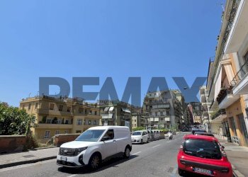 Edificio all\'aperto - Cantina / Solaio Via Michelangelo Schipa
 
68, Napoli - foto 1