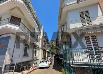 Edificio all\'aperto - Cantina / Solaio Via Michelangelo Schipa
 
68, Napoli - foto 2