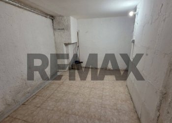 Stanza vuota - Cantina / Solaio Via Michelangelo Schipa
 
68, Napoli - foto 9