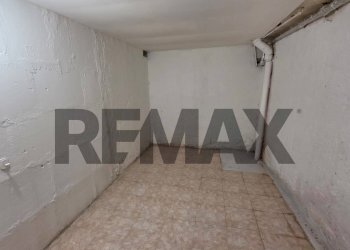 Stanza vuota - Cantina / Solaio Via Michelangelo Schipa
 
68, Napoli - foto 13