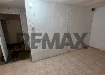 Stanza vuota - Cantina / Solaio Via Michelangelo Schipa
 
68, Napoli - foto 17