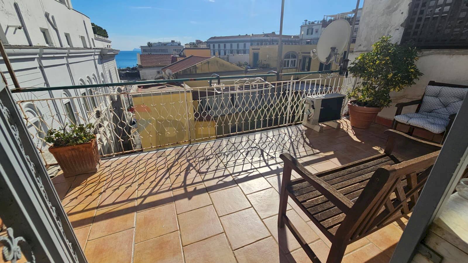 Terrazza - Attico Arco Mirelli
7, Napoli - foto 2