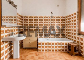 Bagno - Casa semi indipendente viaGerrei/Sarrabus
 
11, Quartucciu - foto 21