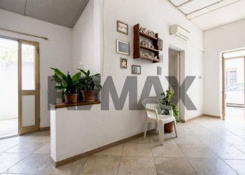 Hall / corridoio - Casa semi indipendente viaGerrei/Sarrabus
 
11, Quartucciu - foto 22