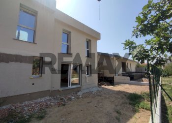 Casa all\'aperto - Villa via Roma
30, Montano Lucino - foto 9