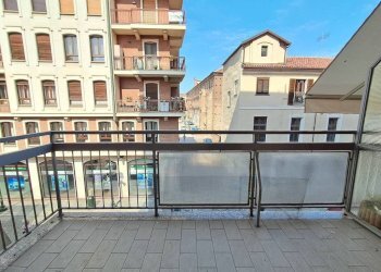 Terrazzo - Trilocale piazza Beato Angelo Carletti, 3, Chivasso - foto 3